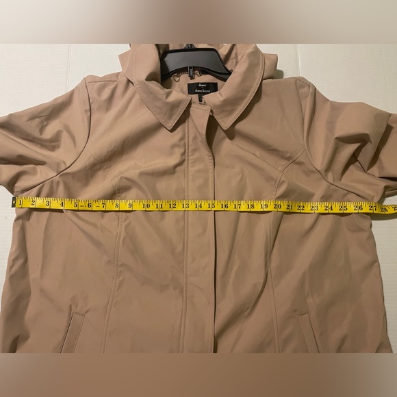 Dennis Basso Women's Hooded Lined Rain Jacket Hooded Tan 2x Removable Hood - Picture 9 of 9